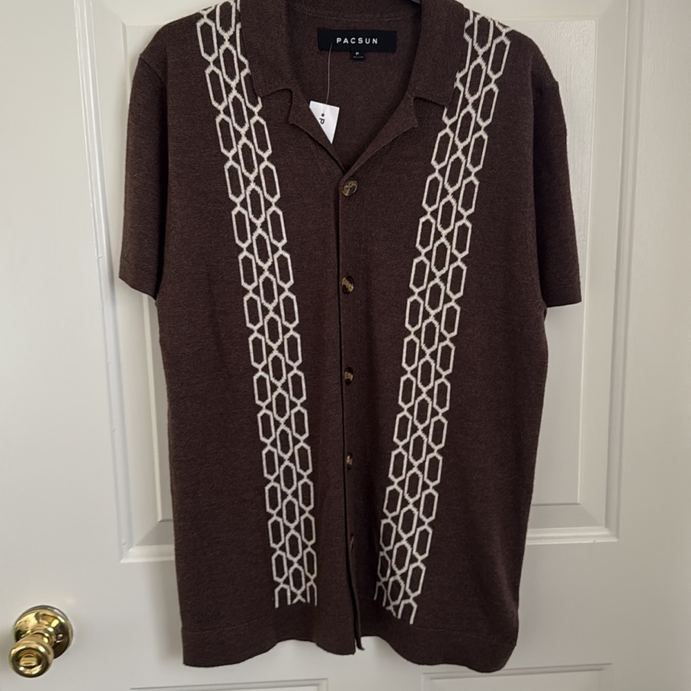 PacSun Brown Jacquard Knit Button-Up Shirt - Size Medium - NEW - Picture 11 of 11